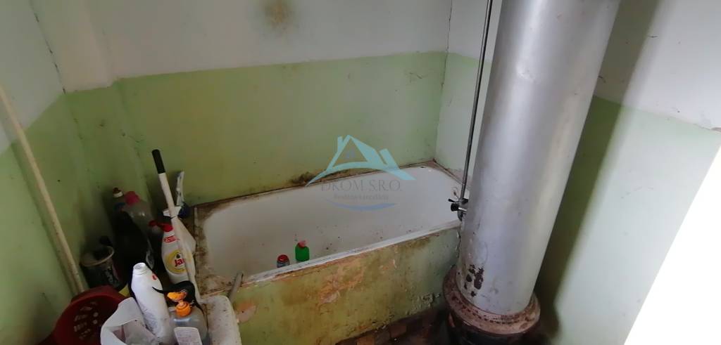 Exkluzívne Na predaj starší R Dom v Šahách L Štúra - 11