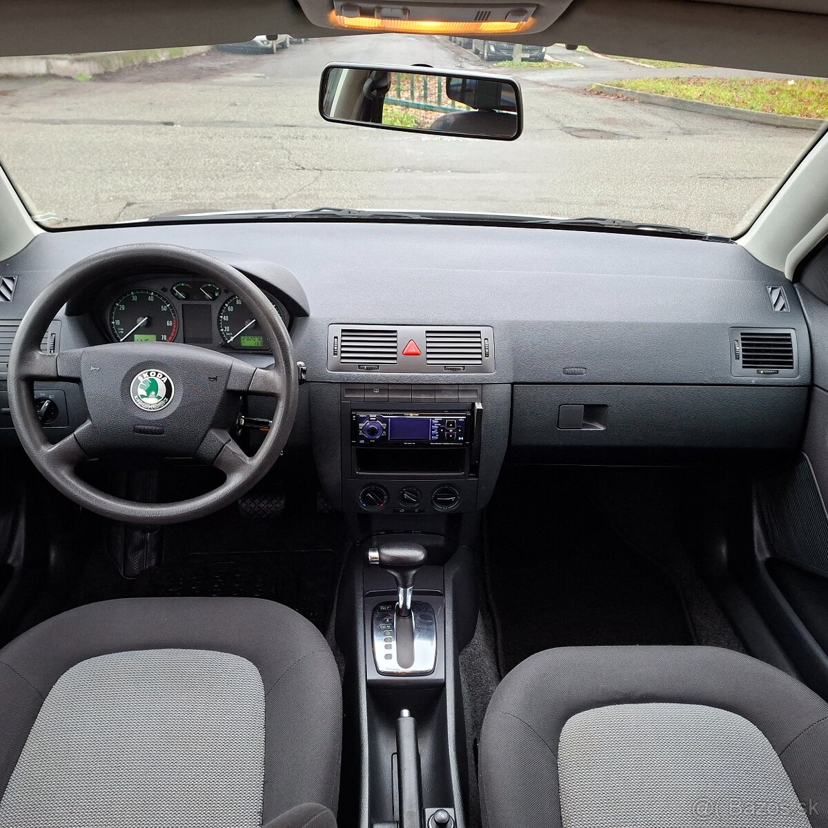 Škoda Fabia 1.4 16V Elegance Automat - 11