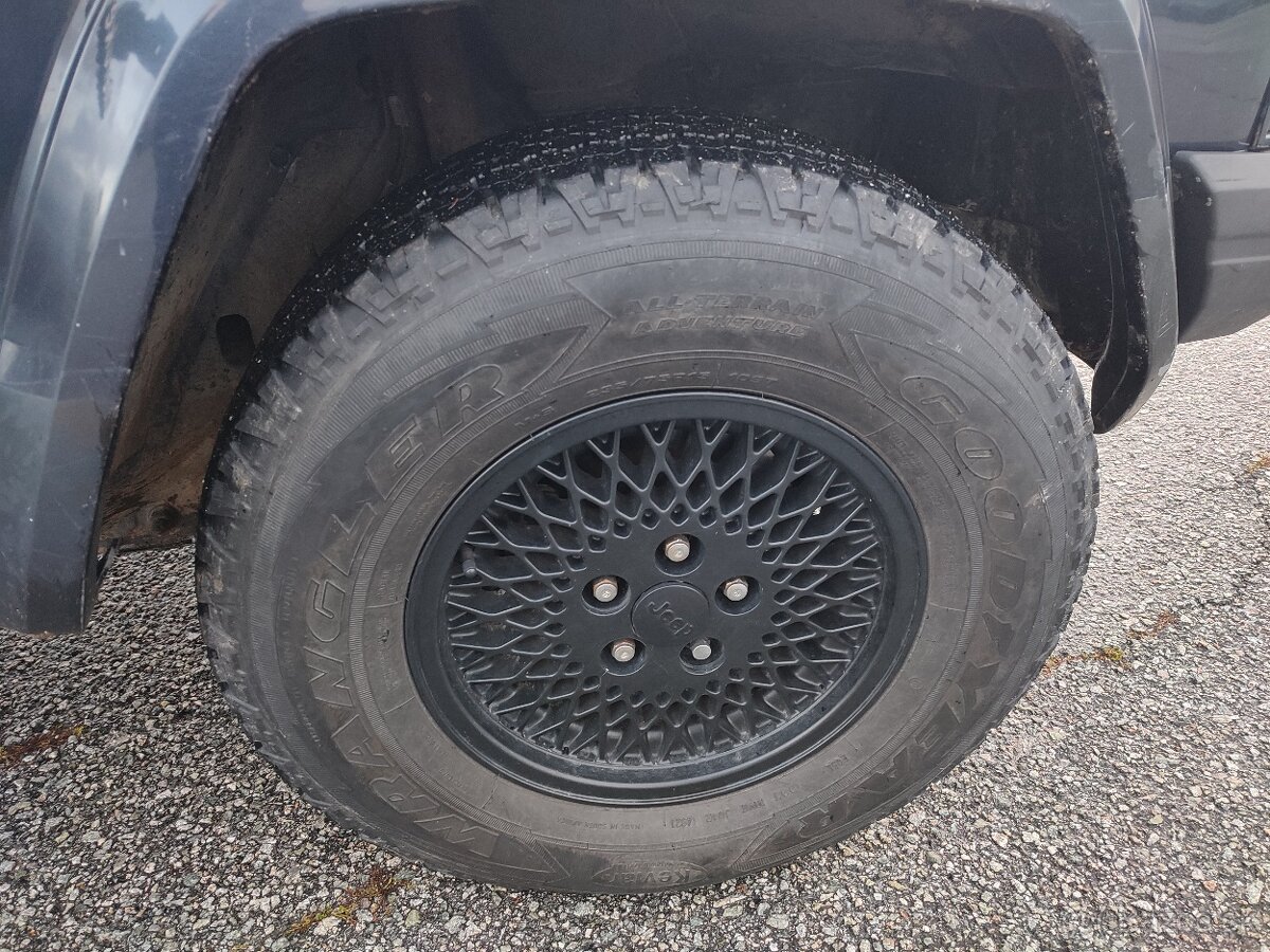 JEEP CHEROKEE XJ 4.0 - 11