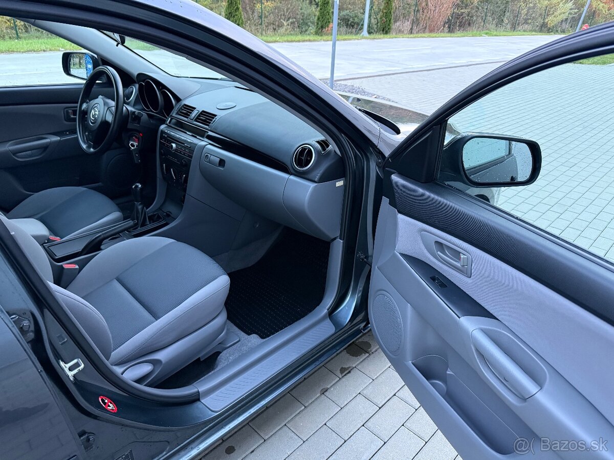 Mazda 3 Benzin - 11