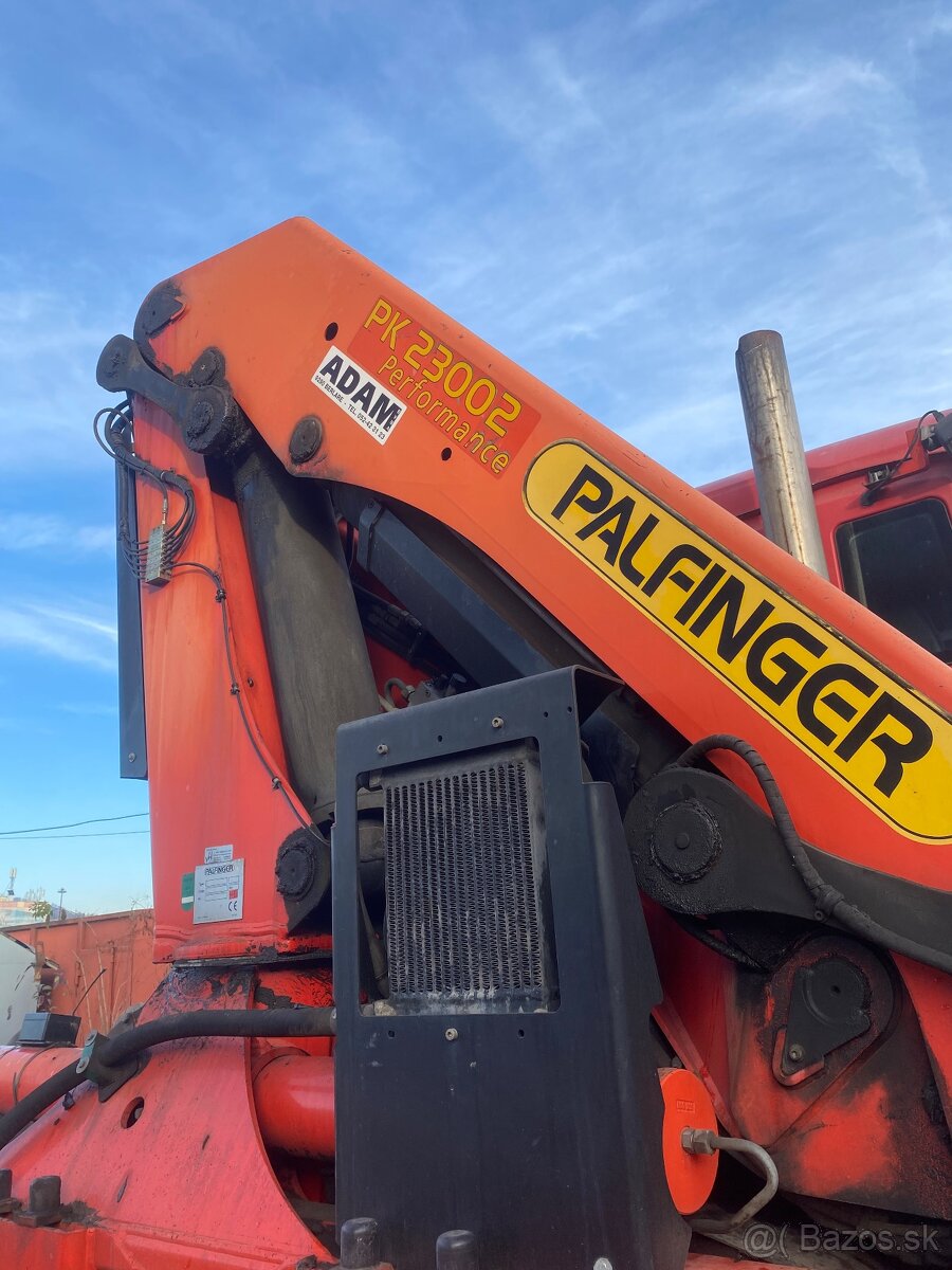 nákladné auto s Hydraulickou rukou ,sklapač - 11