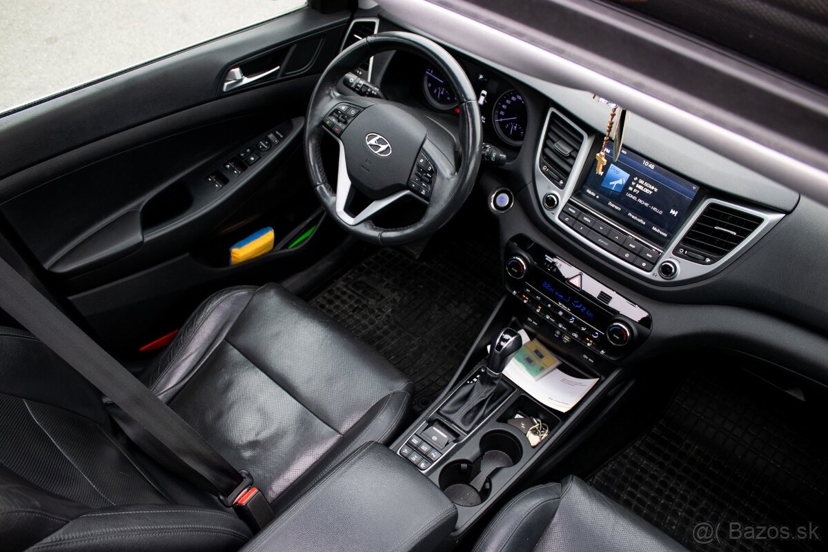 Hyundai Tucson 2.0CRDi 4x4 Premium A/T (2017) - 11