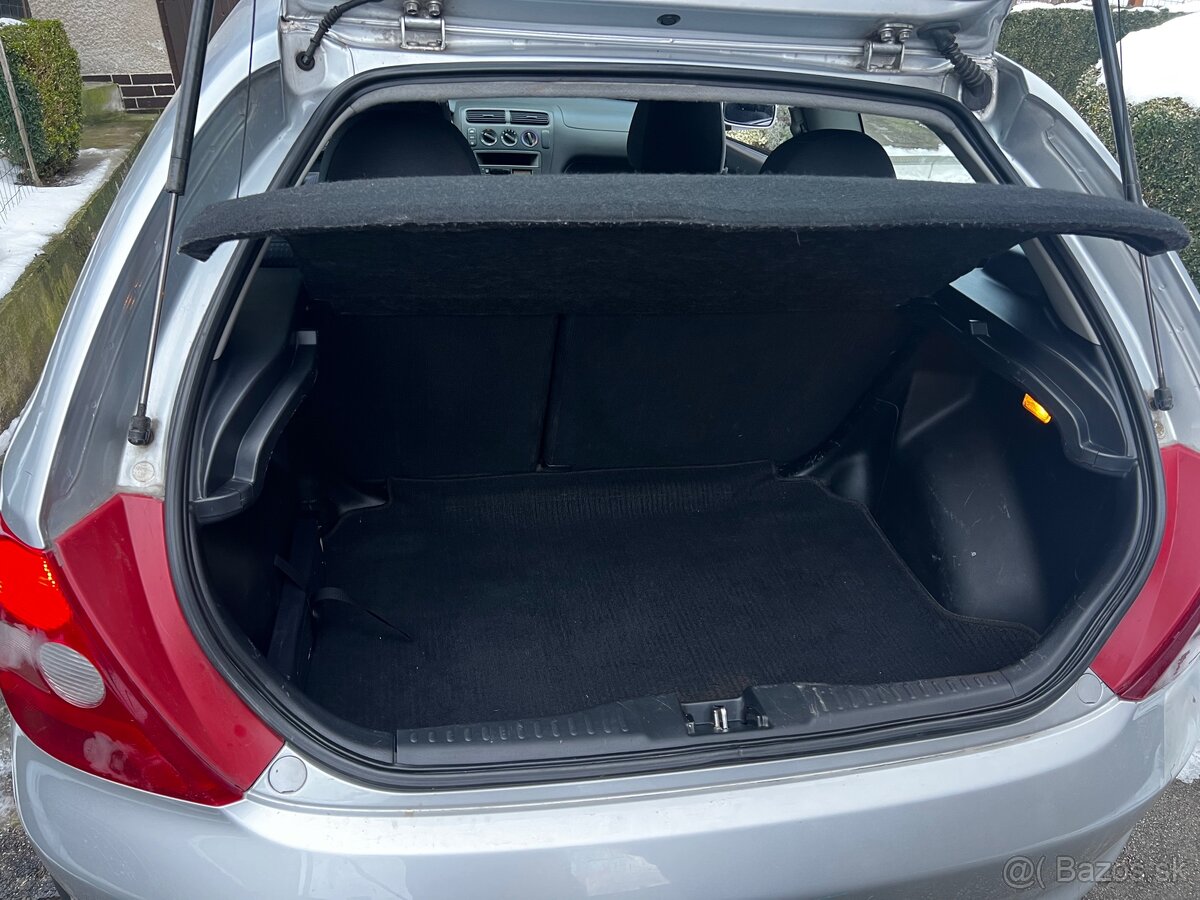 Honda Civic 1.6 i. Vtec Hatchback - 11