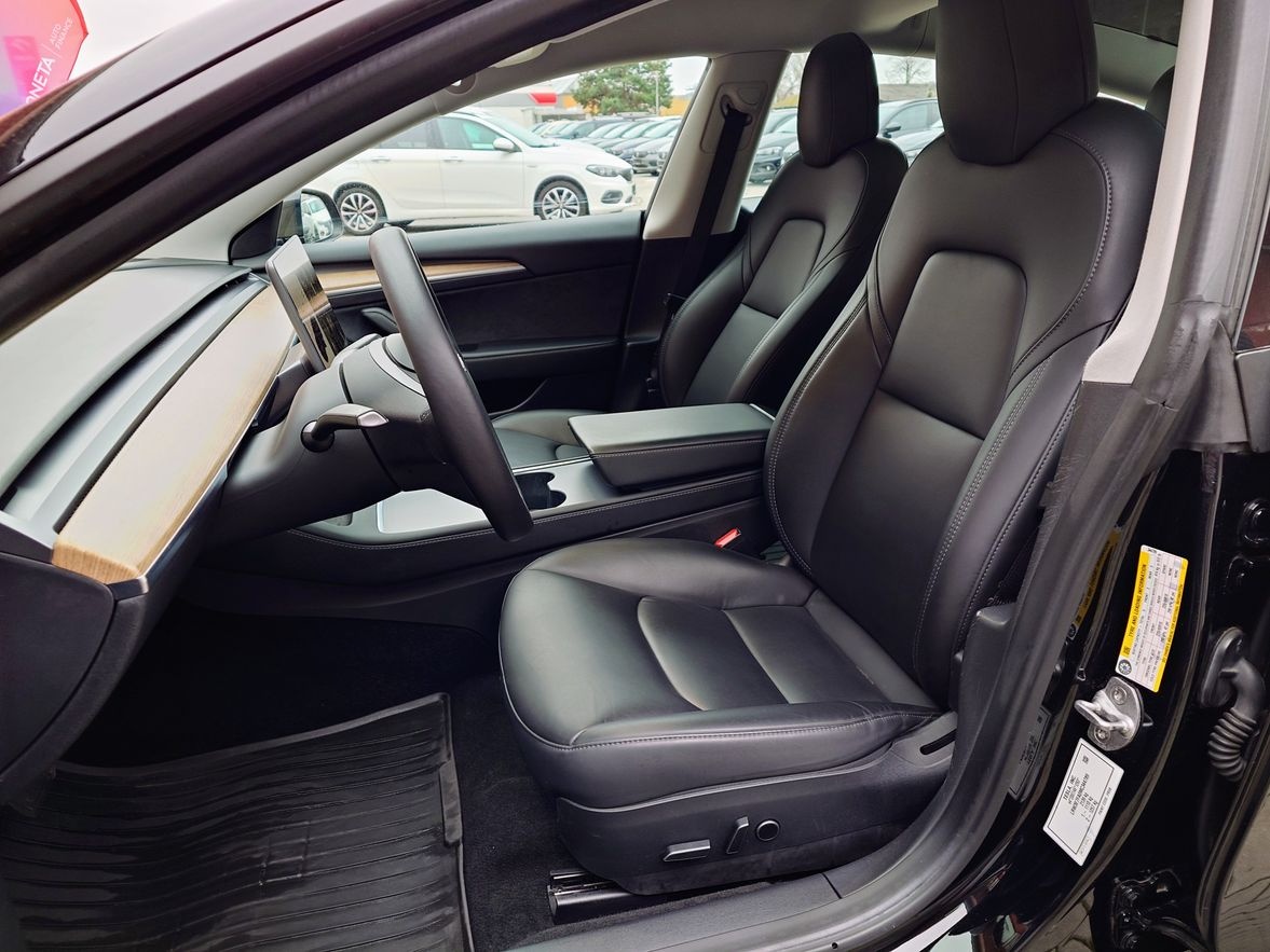 Tesla Model 3 Standard Range Plus 239 kW SOH 95% ODPOČET DPH - 11