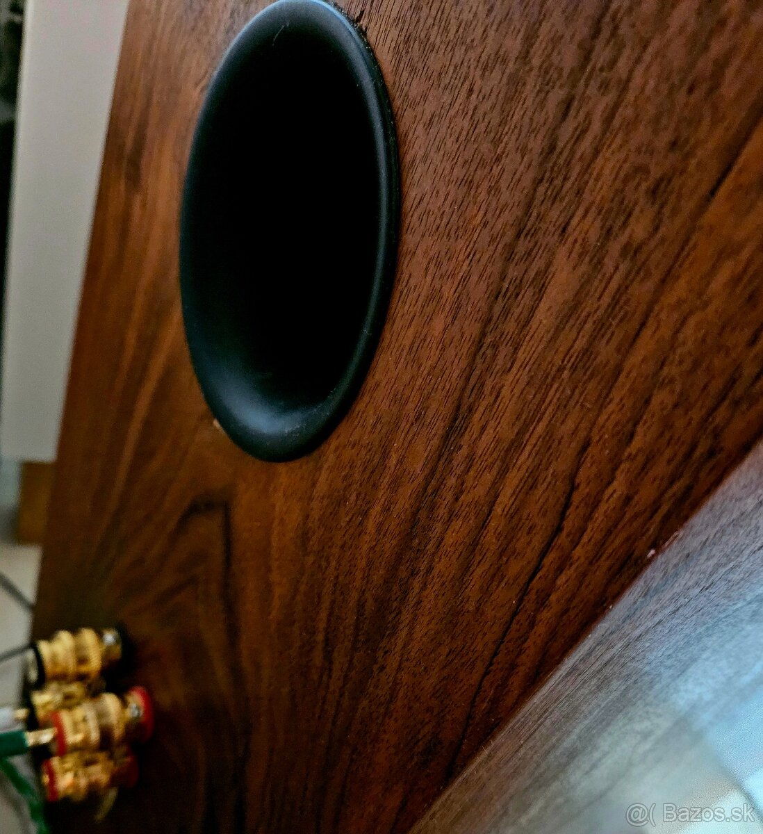 Scan-speak Discovery Troels stĺpove - 11