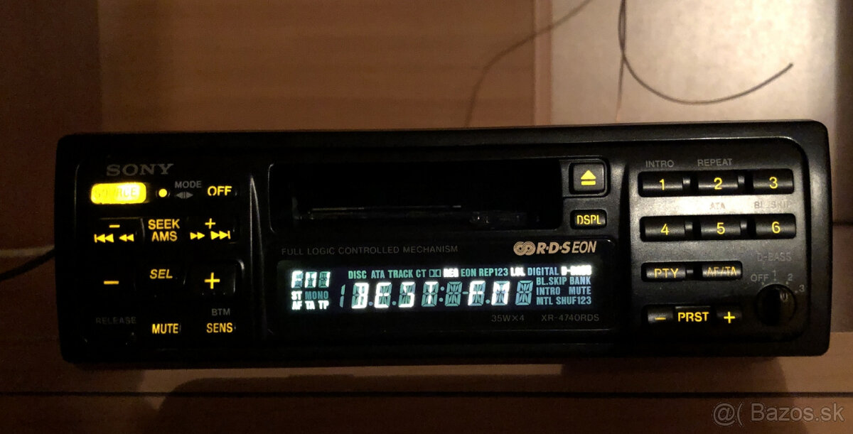 Sony XR - 4740 RDS - 11