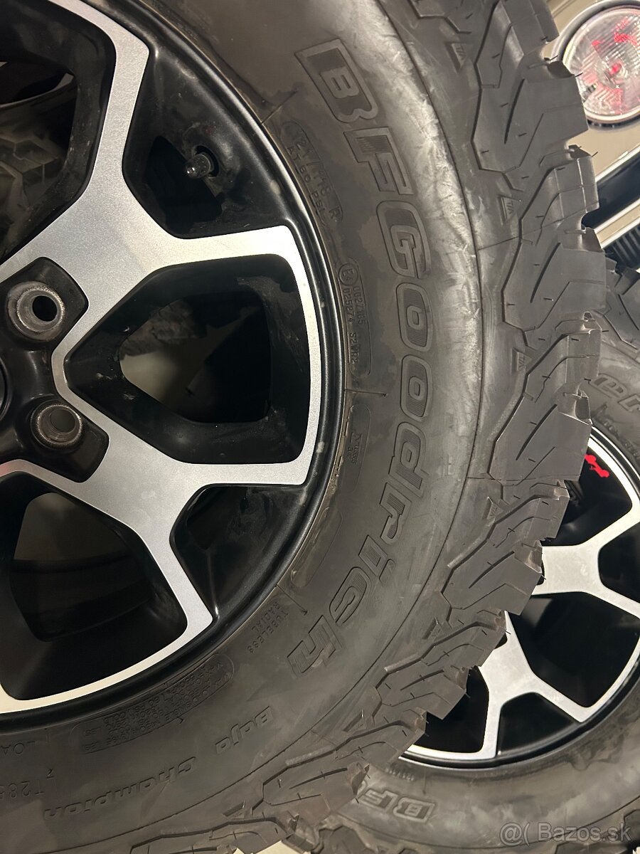 Jeep Wrangler 285/70 r17 BF Goodrich - 11