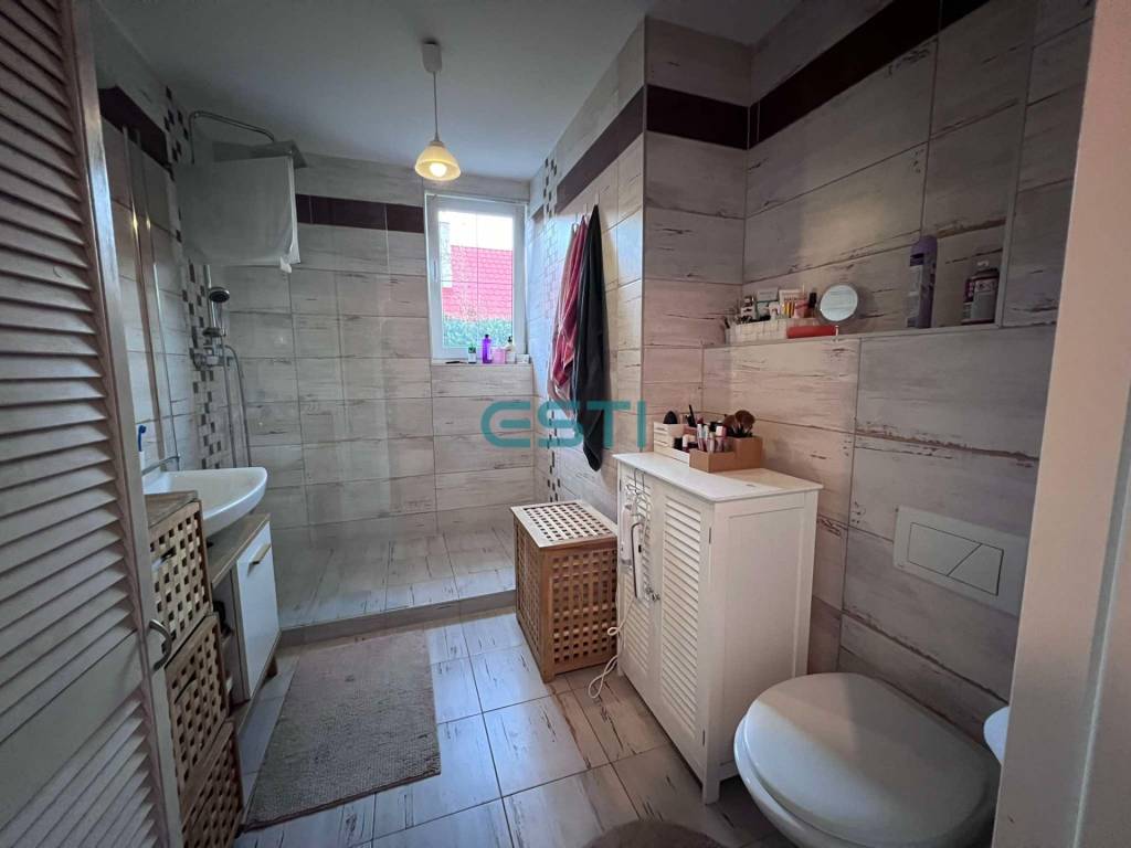 RODINNÝ DOM, ŽILINA - BÁNOVÁ - 11