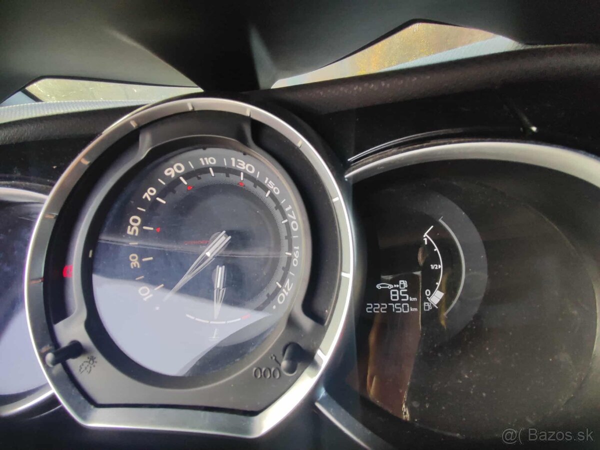 Citroën DS3 1,2 benzín...predám-vymením.... - 11