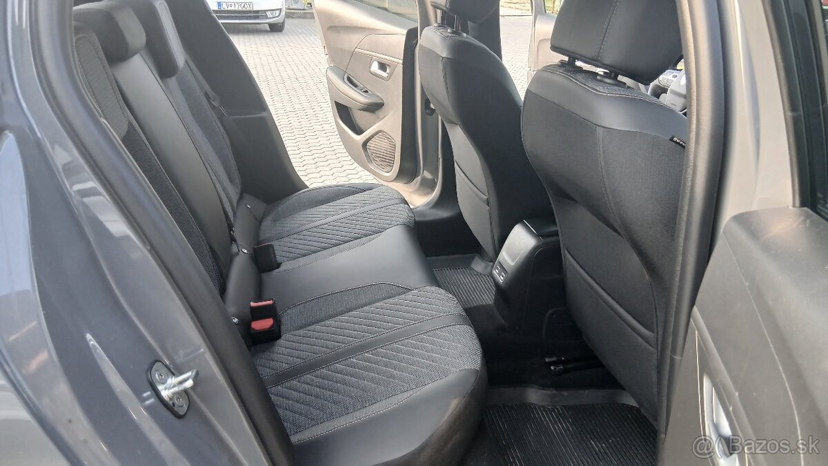 Peugeot 208 1.2 PureTech 100 Allure - 11