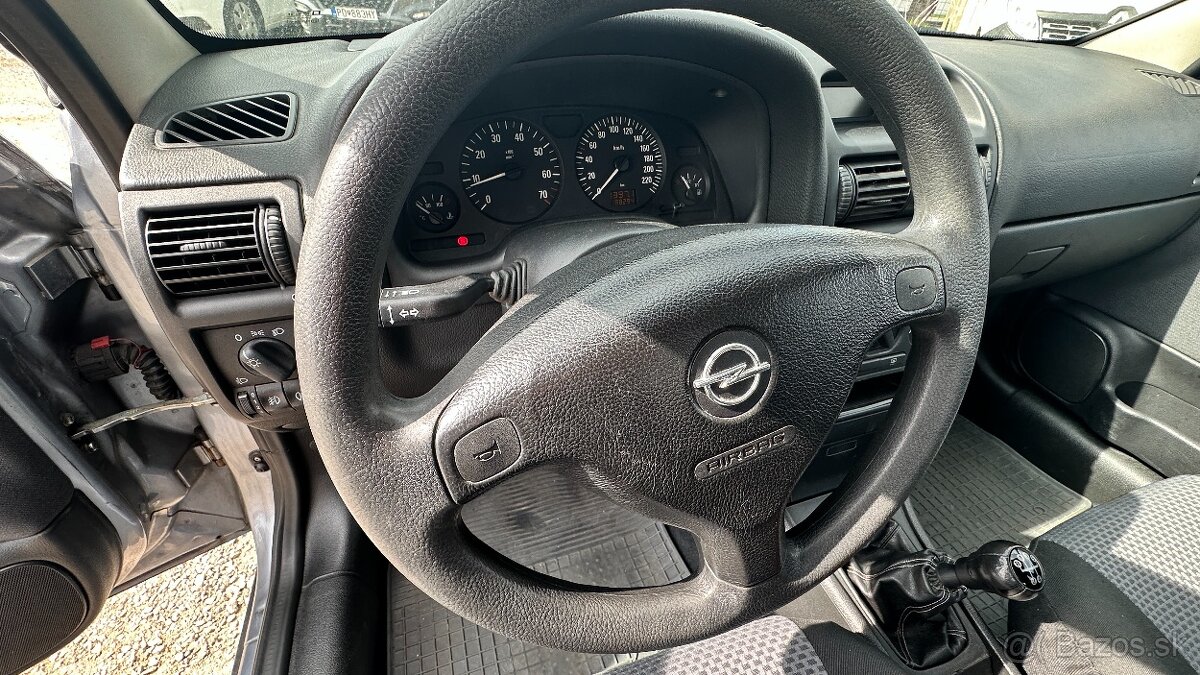 Opel Astra Classic 1.4 16V - 11