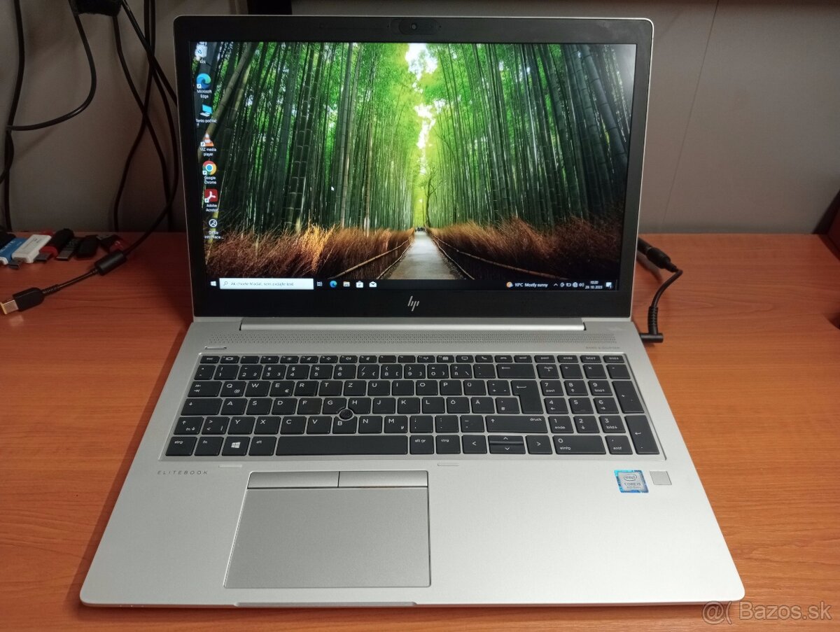 predám na diely notebooky HP 2 .. - 11