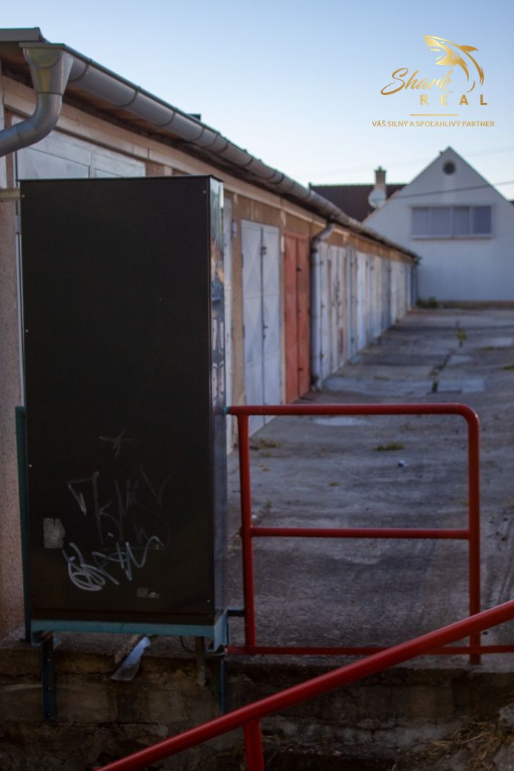 IBA U NÁS - Garáž na Oblúkovej ulici v Trnave - 11