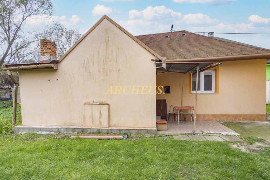 NA PREDAJ, RODINNÝ DOM, PETROVANY - 11