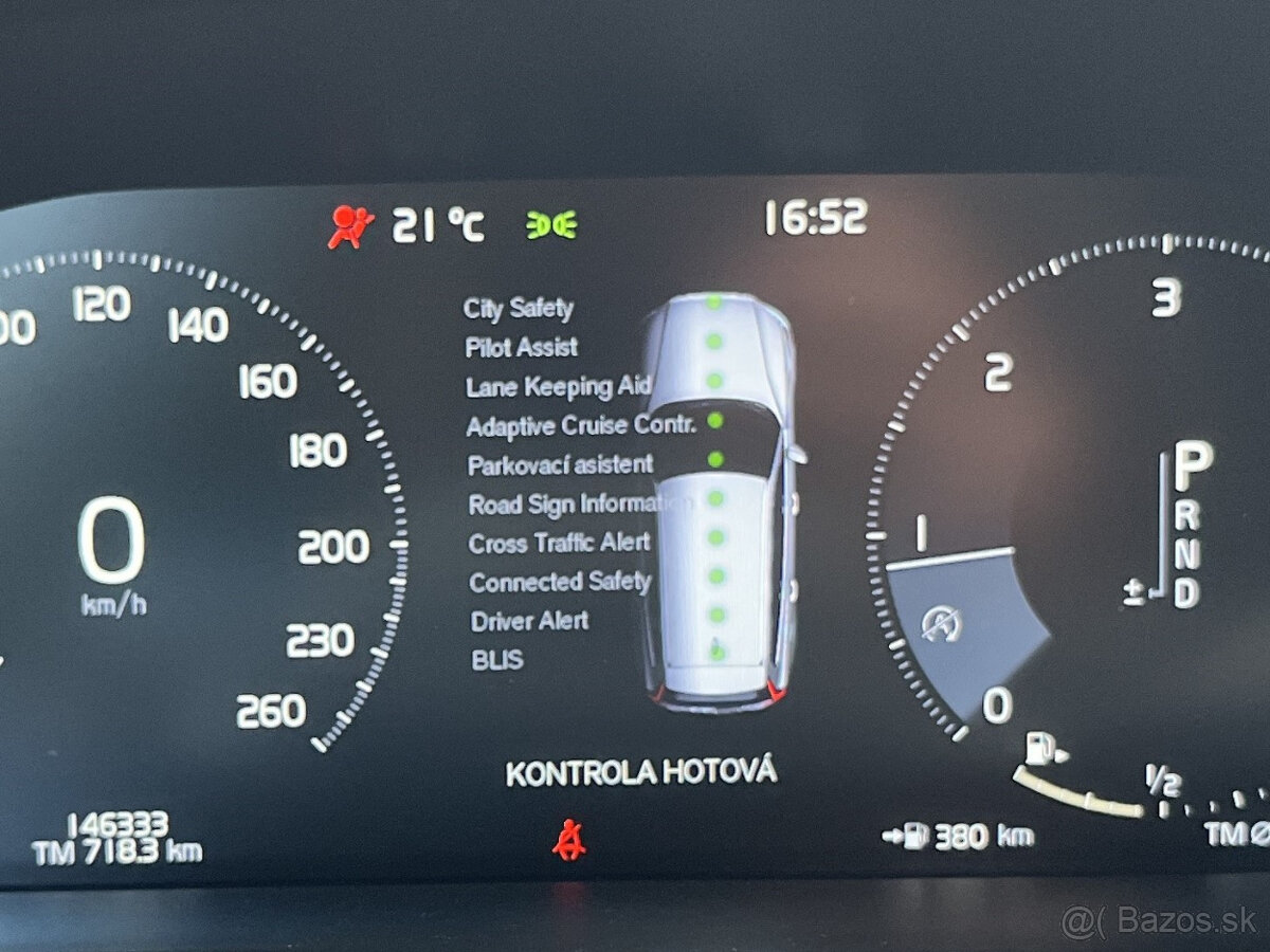 Volvo V60 Cross Country 4x4 - 11