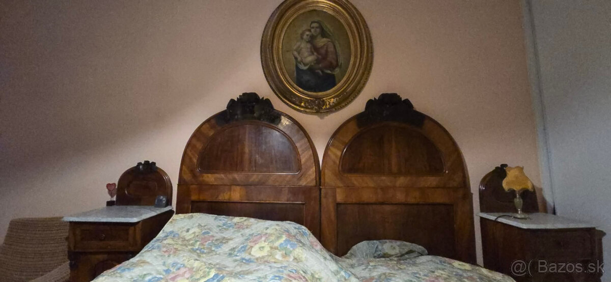 Starožitná spálňa - 11