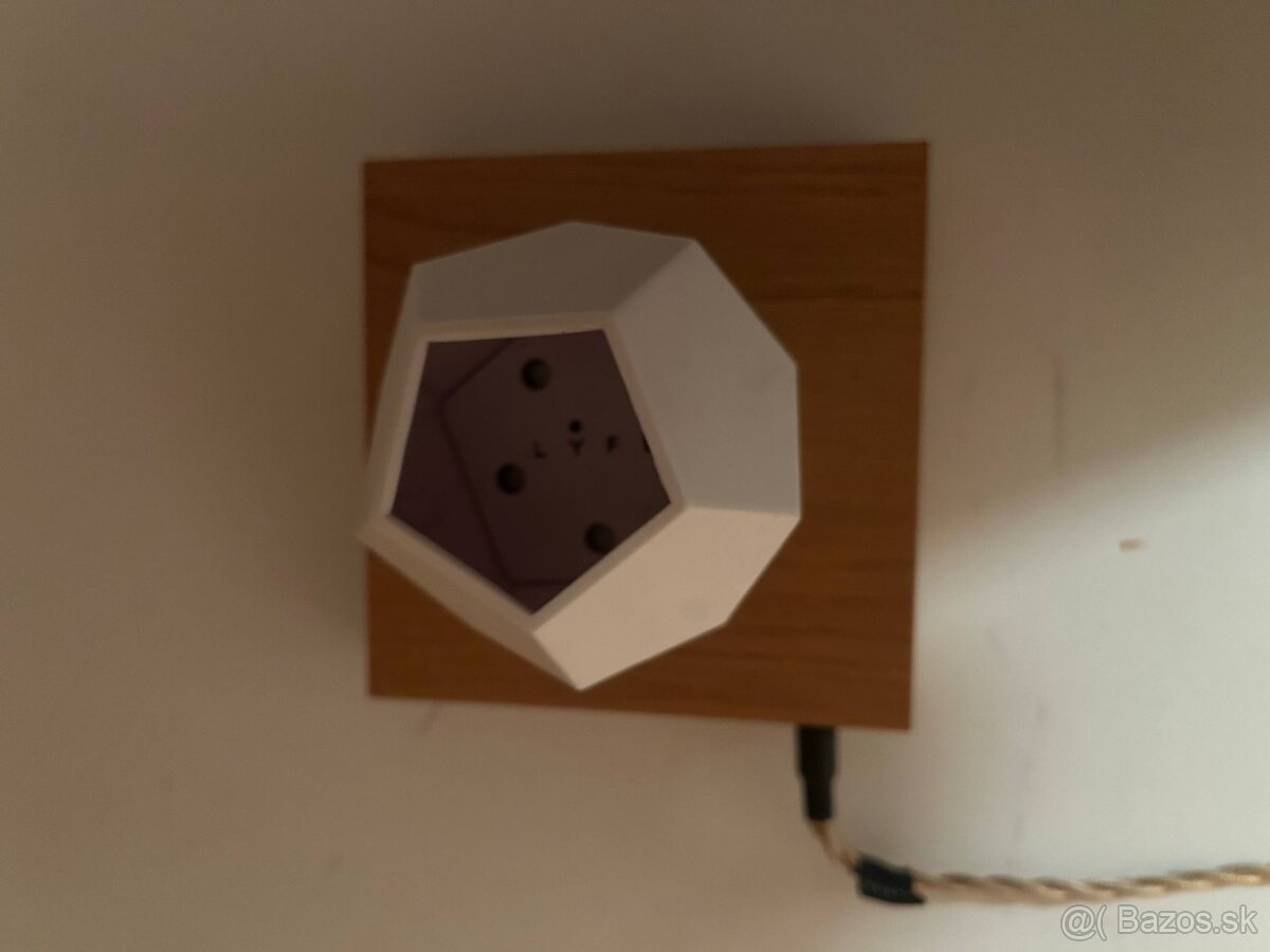 Magneticky levitujúci kvetináč LYFE - 11