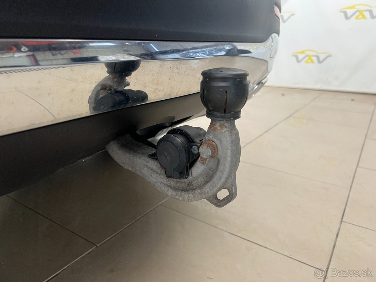 Mercedes-Benz GLB 200d A/T - 11