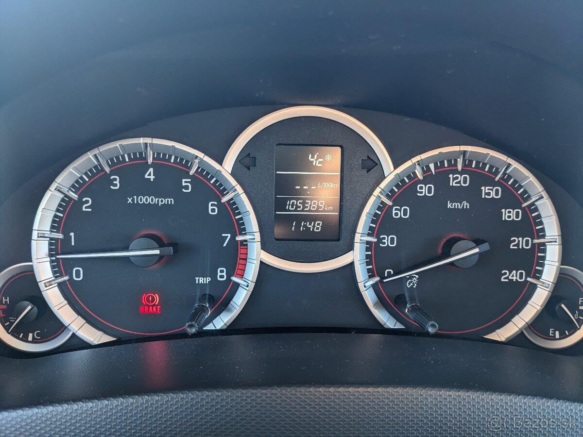 Suzuki Swift sport 1,6 benzín - 11