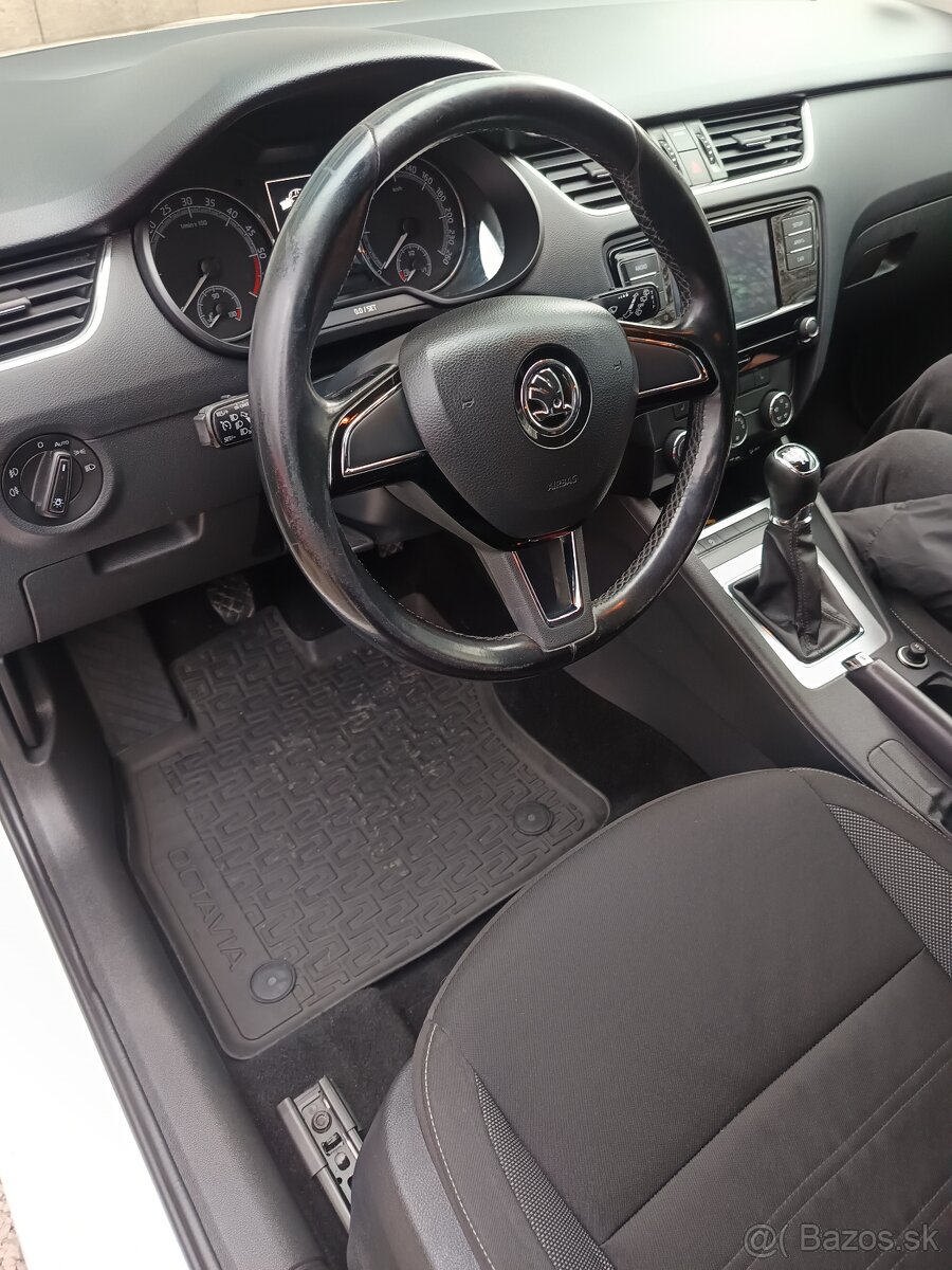 Škoda Octavia 3 - 11