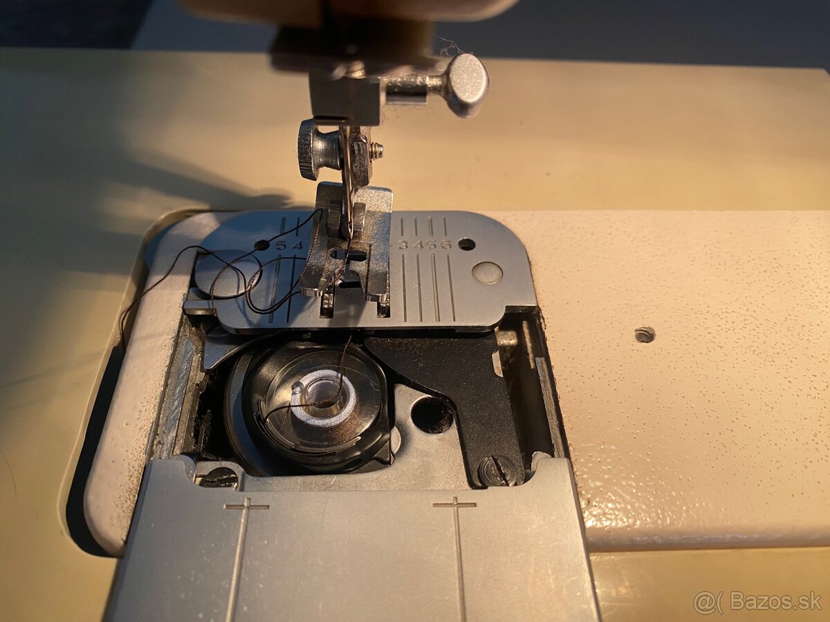 Šijací stroj Lucznik - 11