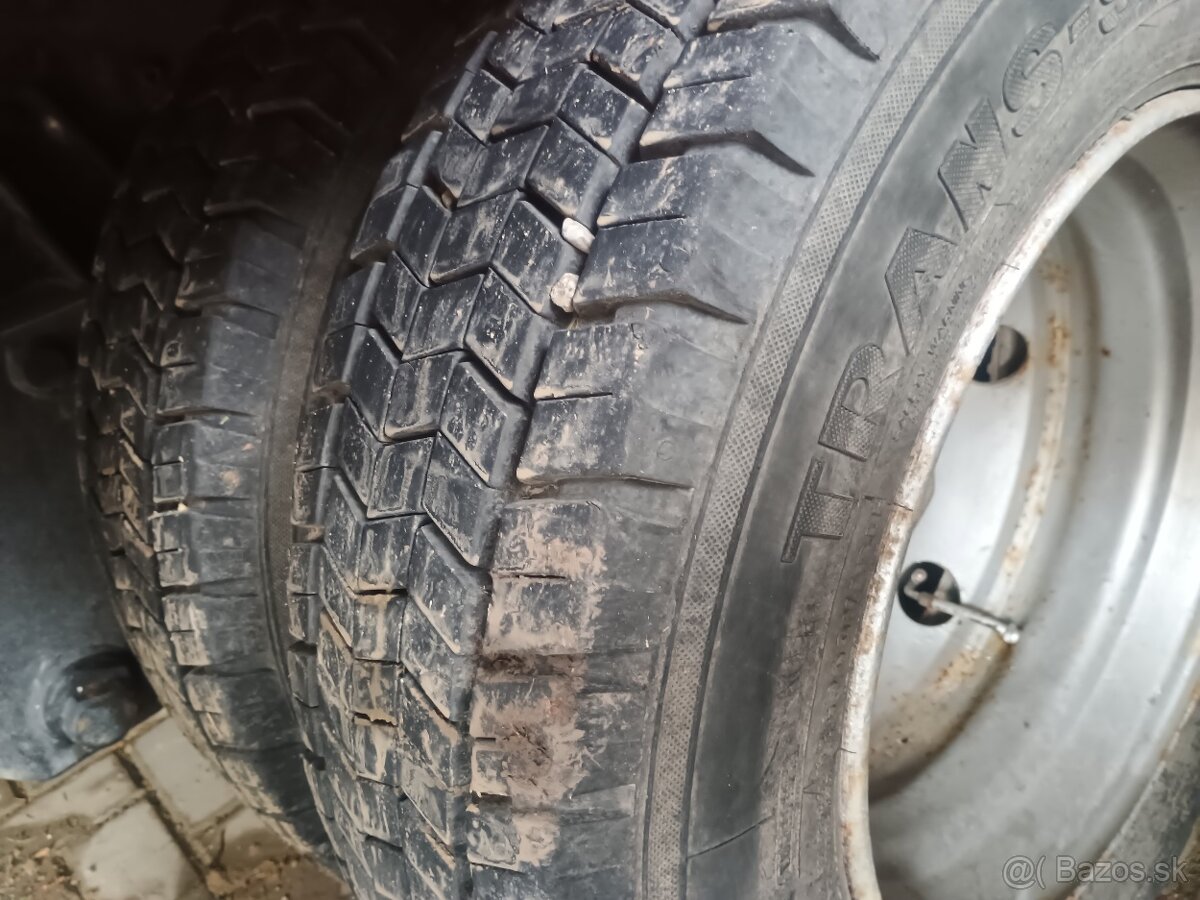 Nákladný príves - 11