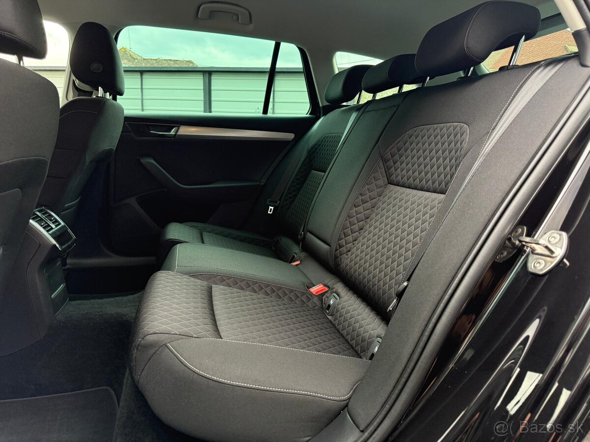 Škoda Superb Combi 1.4 TSI PHEV DSG - 11