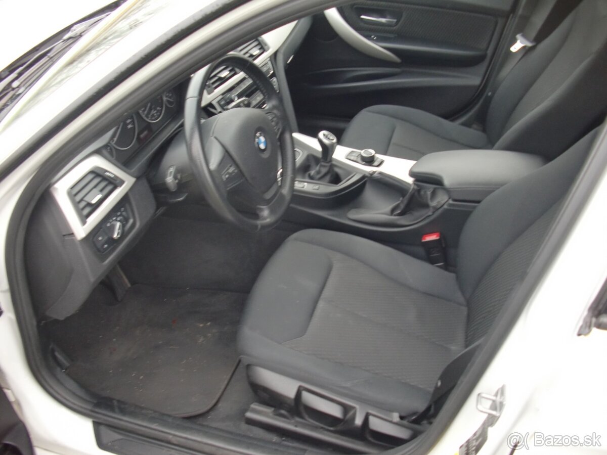 predám BMW 318i, 10/2016,226000km,servis. - 11