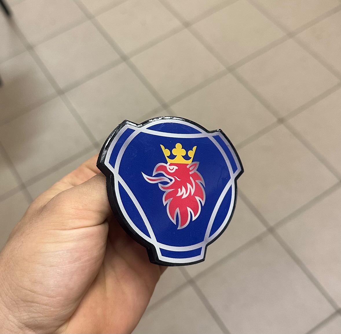 Predám Scania emblém - 11