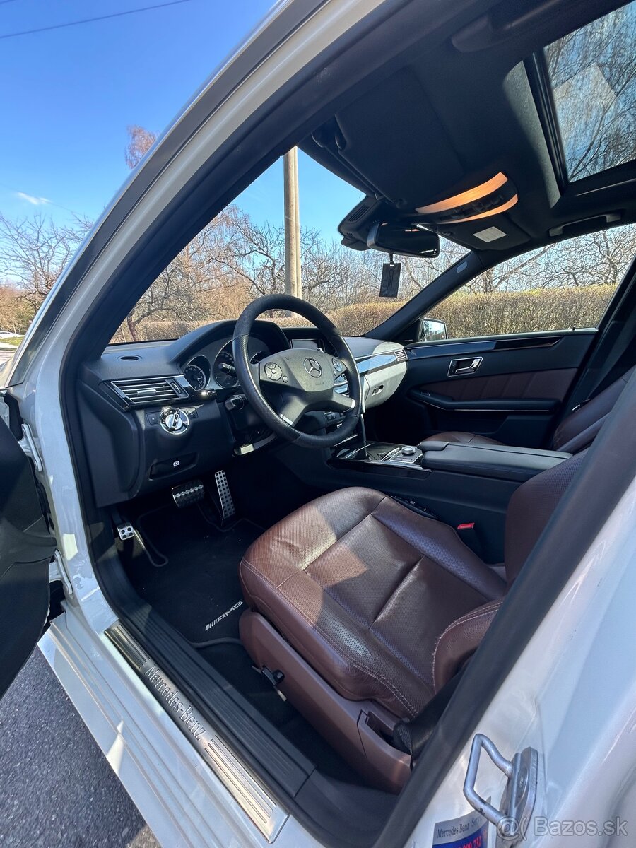 Mercedes-Benz E 350 CDI 4MATIC - 11