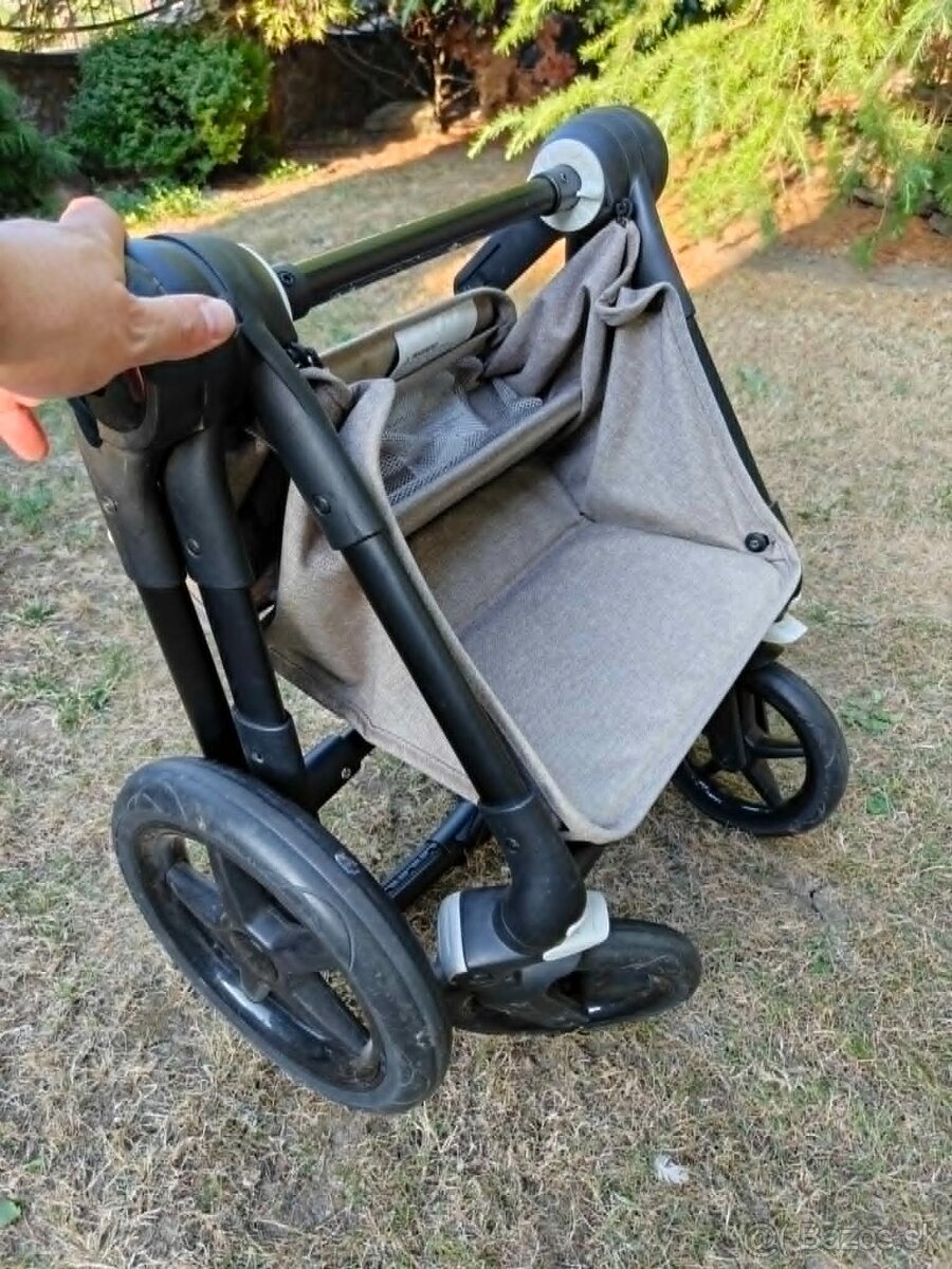 Bugaboo FOX2 - dvojkombinacia + vajicko Cybex - 11