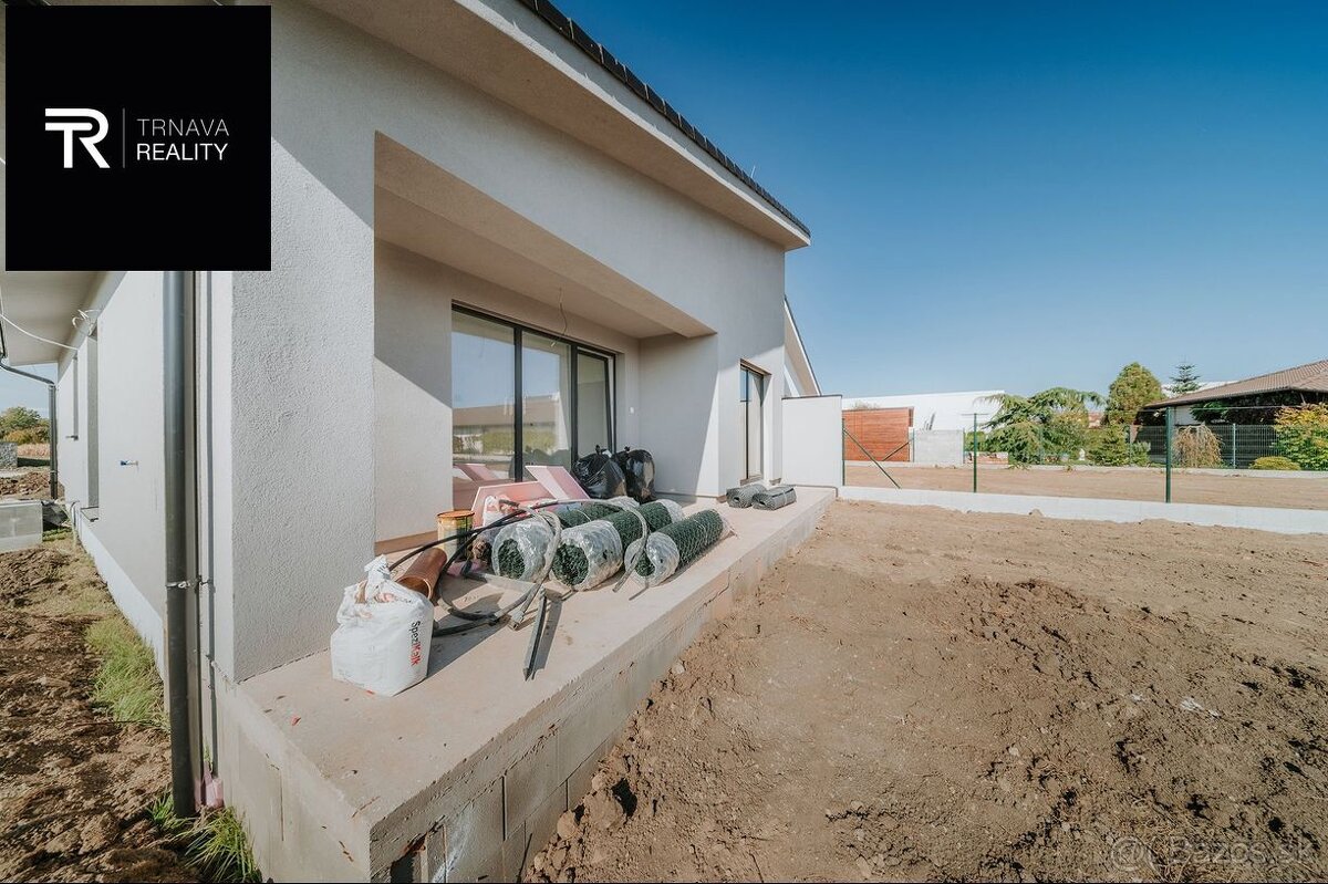 MOŽNOSŤ VIDIEŤ - Novostavba 4-izbového RD obec Červeník, ok - 11