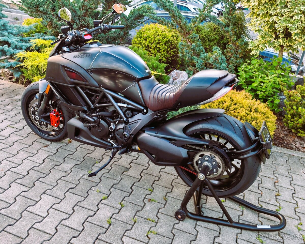 DUCATI DIAVEL DIESEL EDITION 666-ZBERATELSKY KUSOK - 11