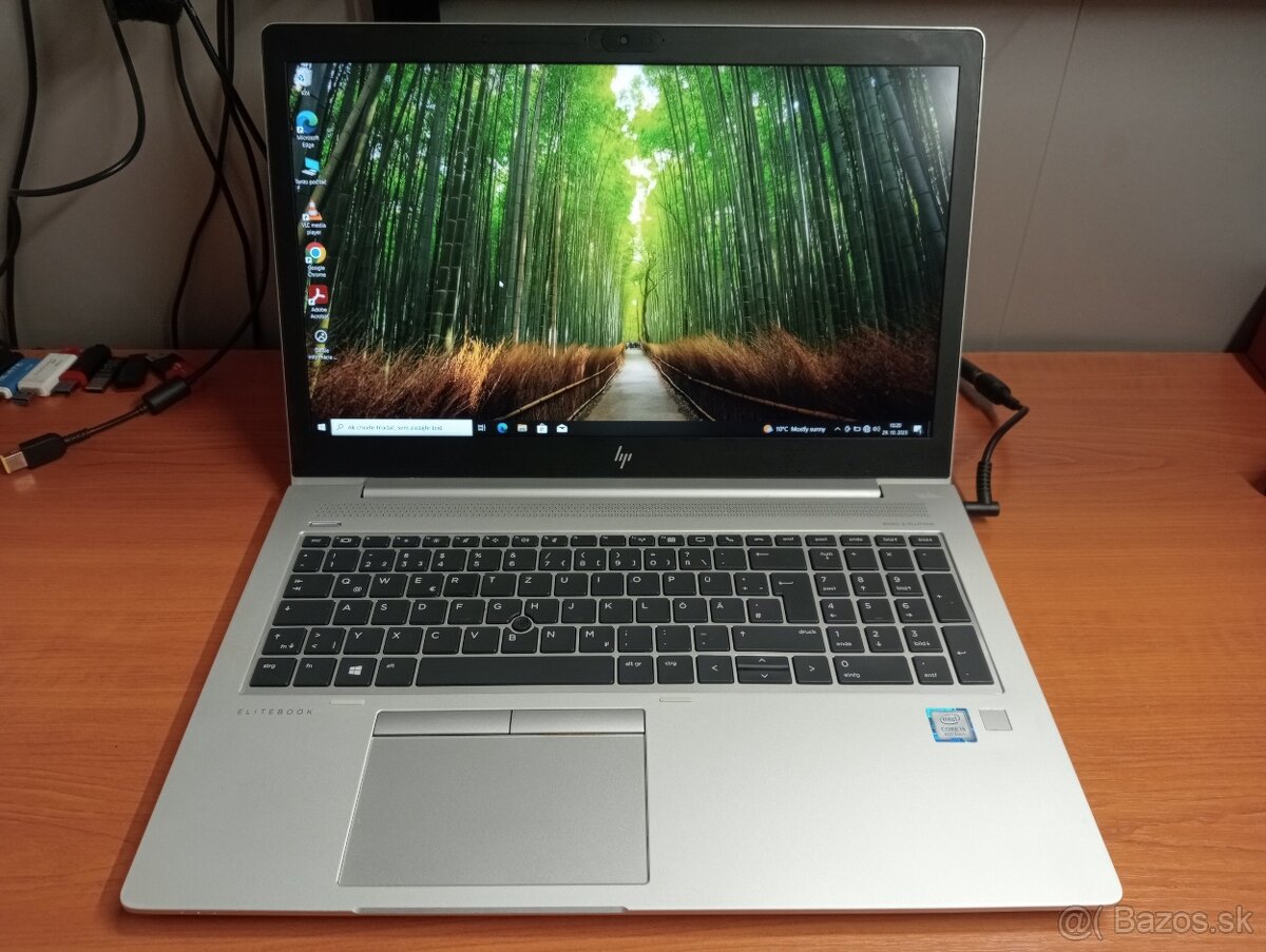 predám na diely notebooky HP 2 .. - 11