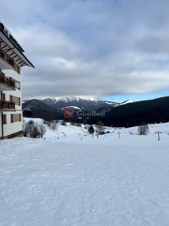 Exkluzívne Na predaj 2 izb. apartmán s krbom v AD Panoráma - 11