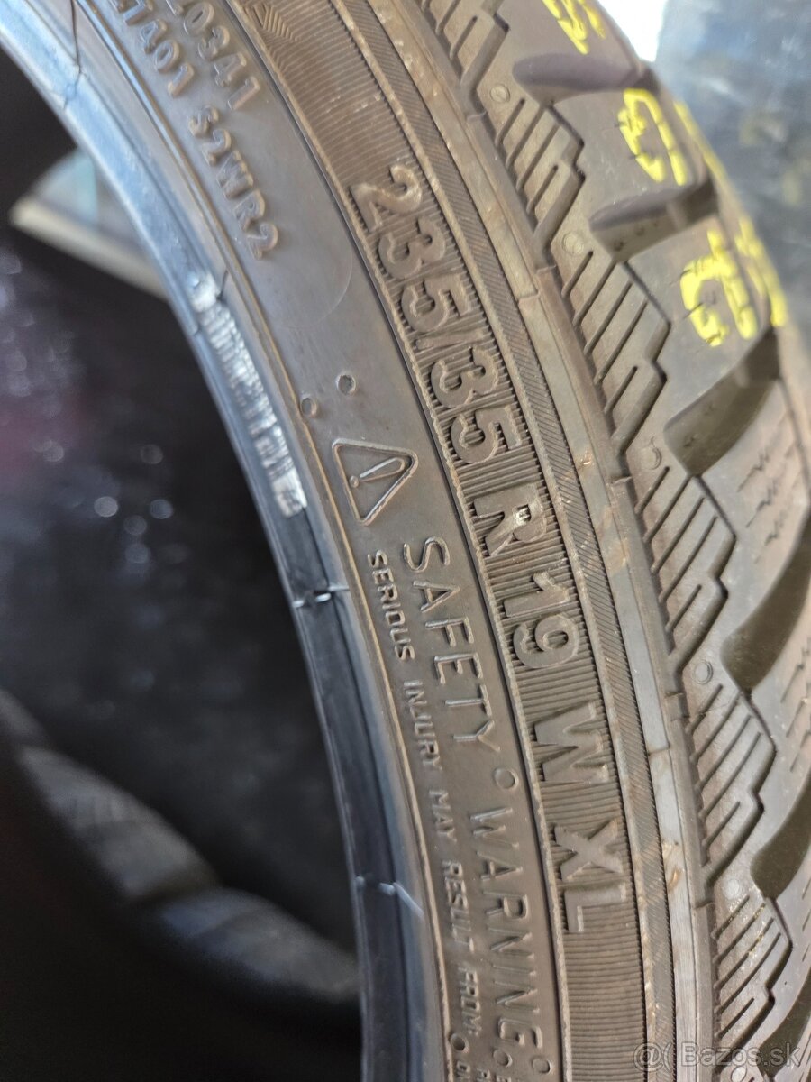 235/35 R19 Semperit zimne pneumatiky - 11