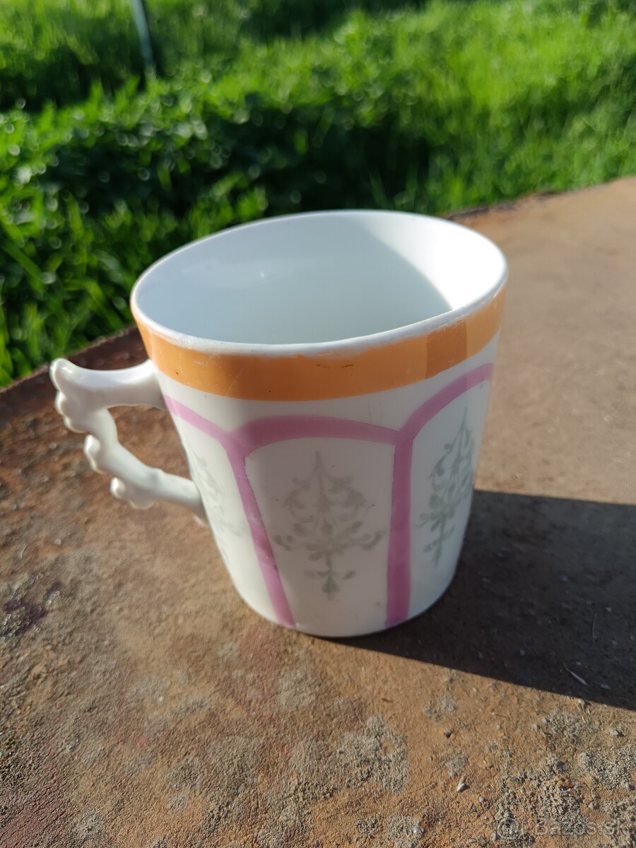 Starožitné hrnčeky - 11