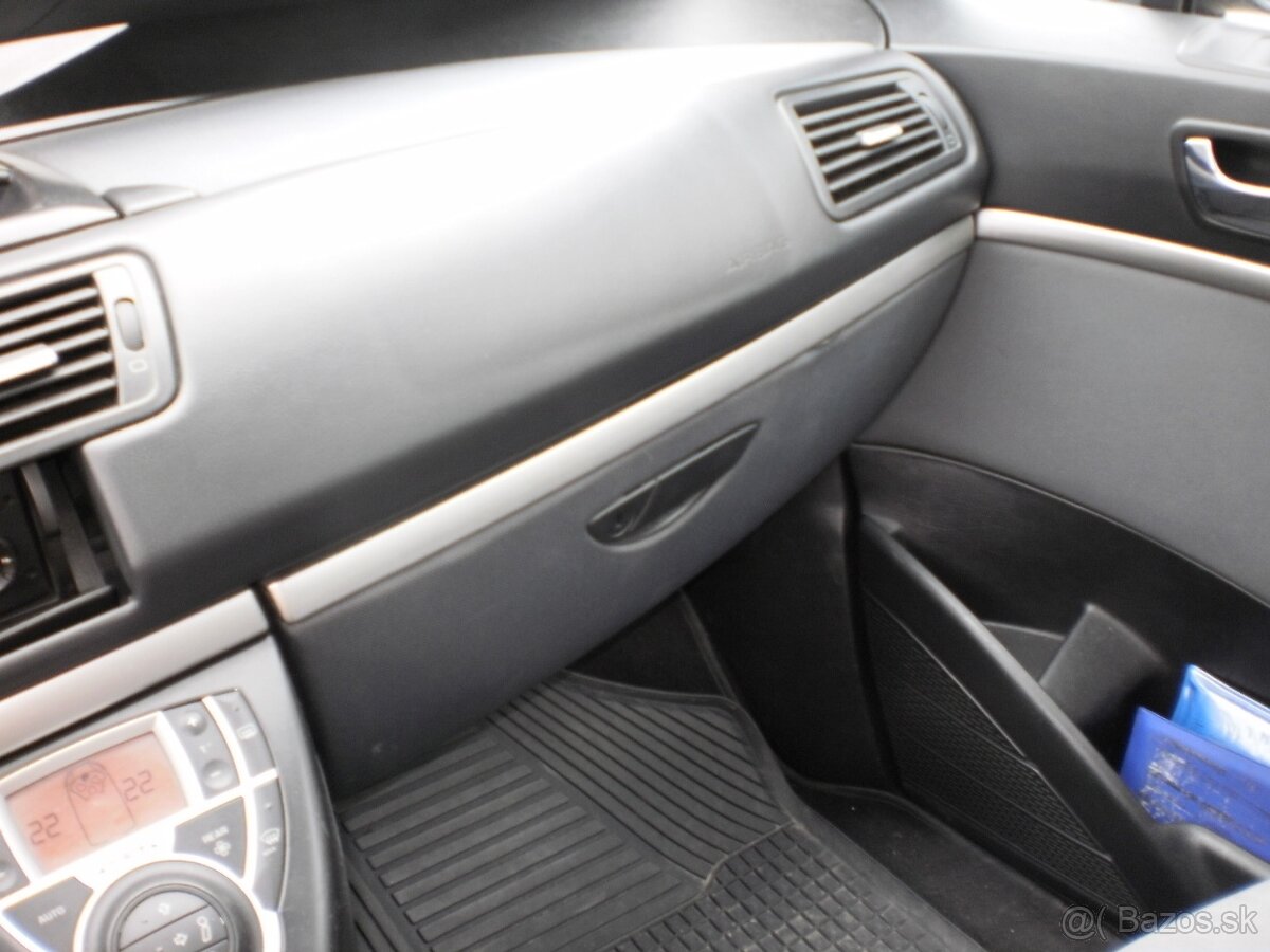 FIAT ULYSSE 2,0 TDI, 100kW, M6, r.09, 8 miestny - 11