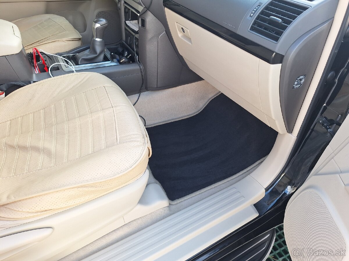 Toyota Land Cruiser 150 Prado - 11