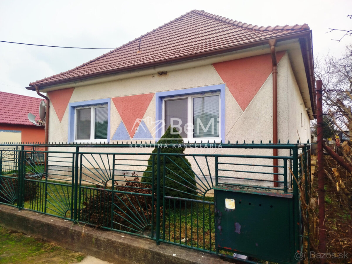 039-12-PAMAa Rodinný dom v obci Golianovo s potenciálom - 11