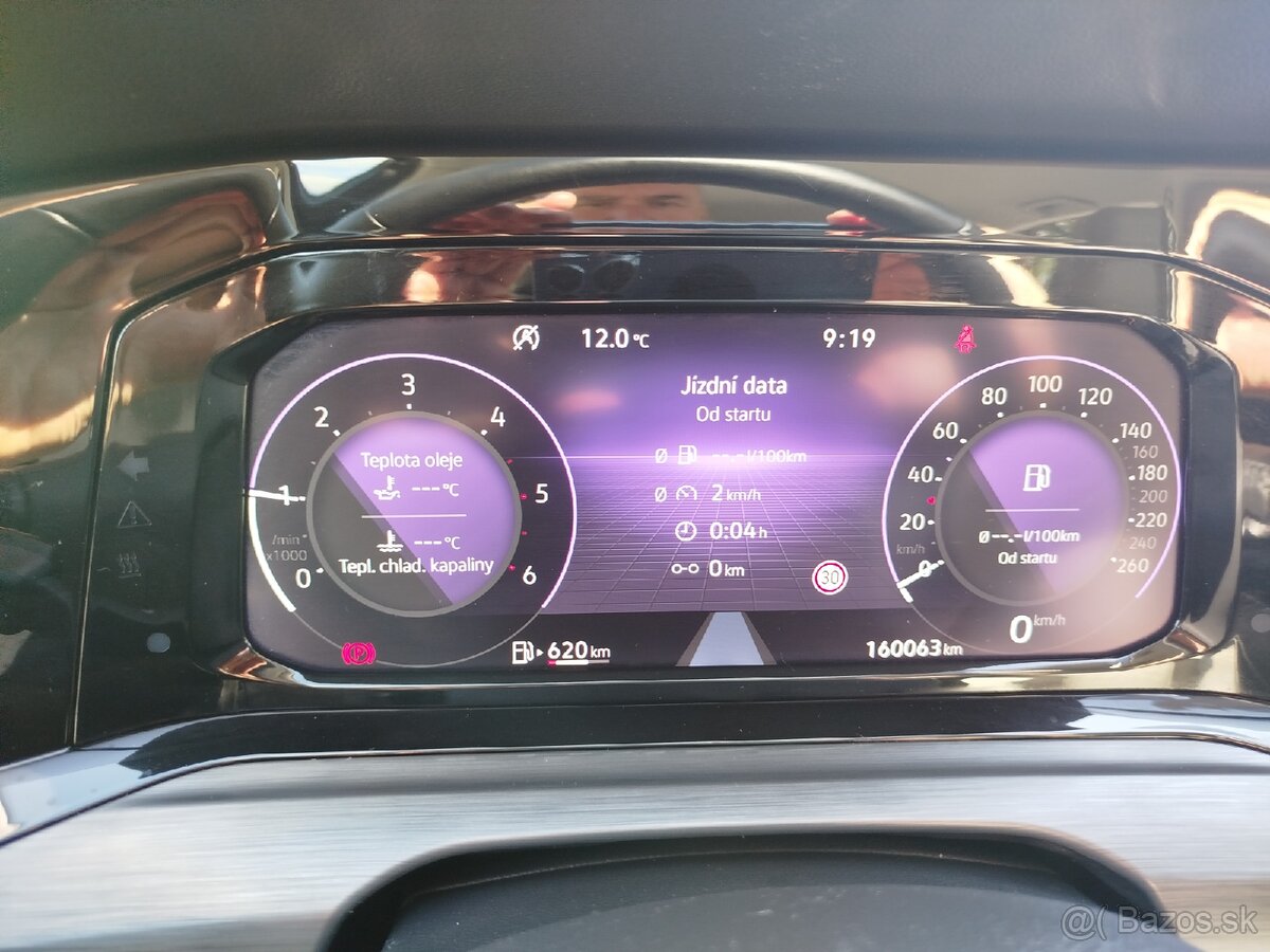 Vw golf 8 2,0 TDI,85 kw,5/2021,5 dver. - 11