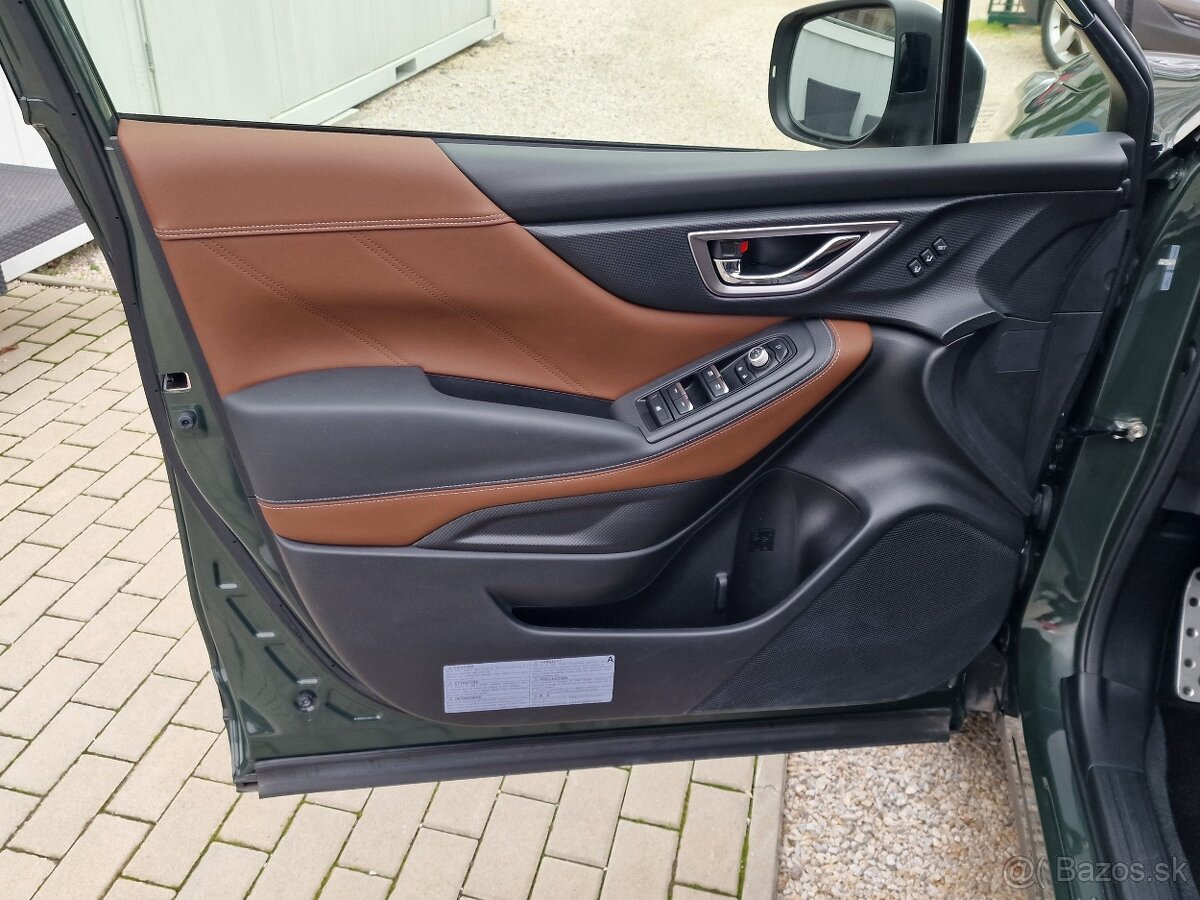 SUBARU FORESTER 2.0I-S E-BOXER MHEV STYLE / ODPOČET DPH - 11