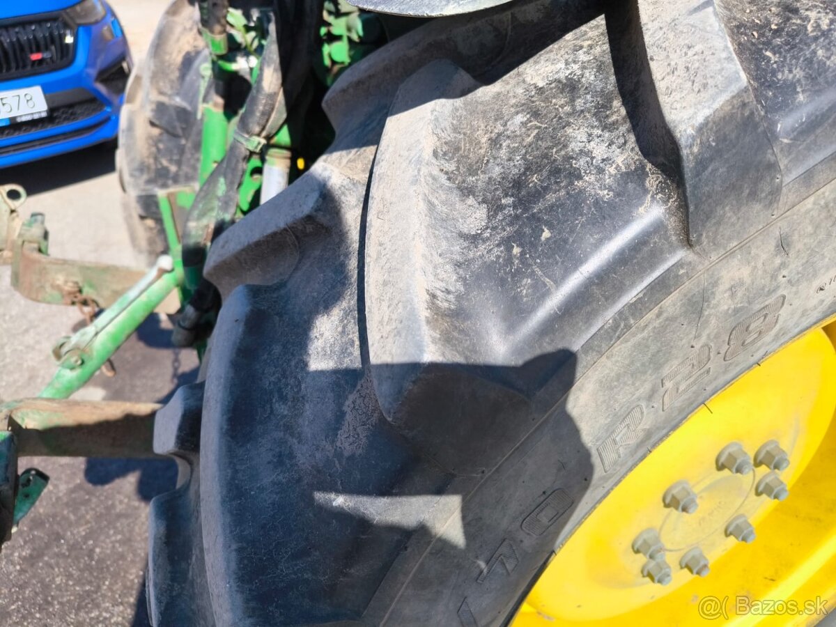 John Deere 5080GF - 11