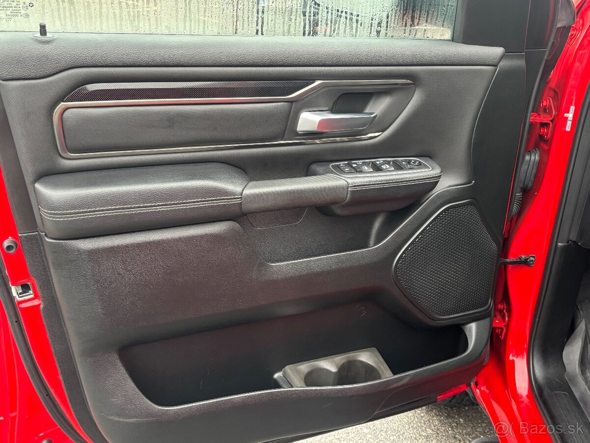 Dodge Ram 1500 REBEL - 11