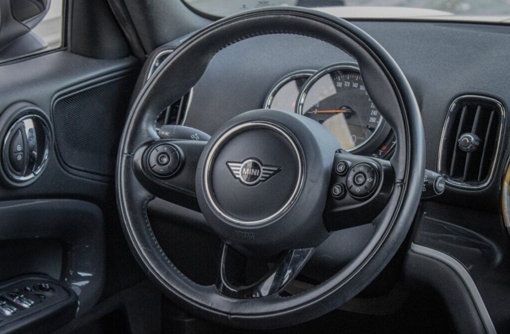 MINI Countryman SE ALL4 Plug-In Hybrid - 11