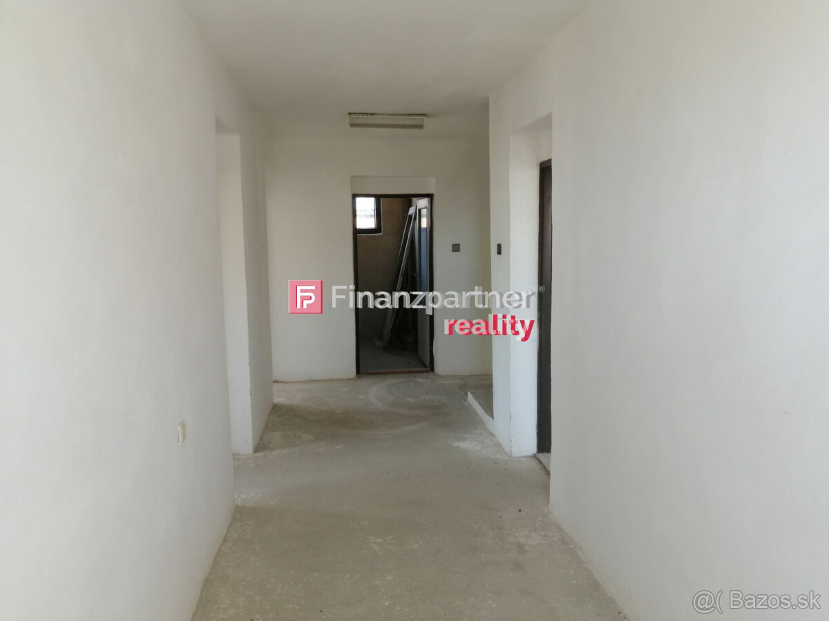 Dom s veľkým pozemkom - 11