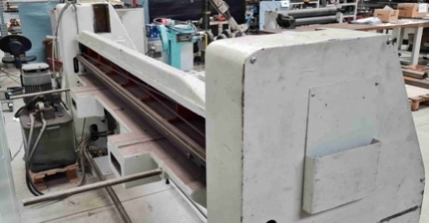 Model XONM 2000-2A ohýbačka plechu k prodeji - 11