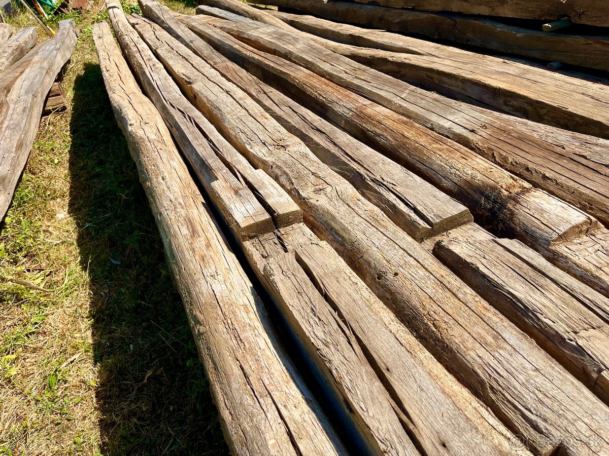 Staré dubové hranoly a trámy - ručne kresané - 11
