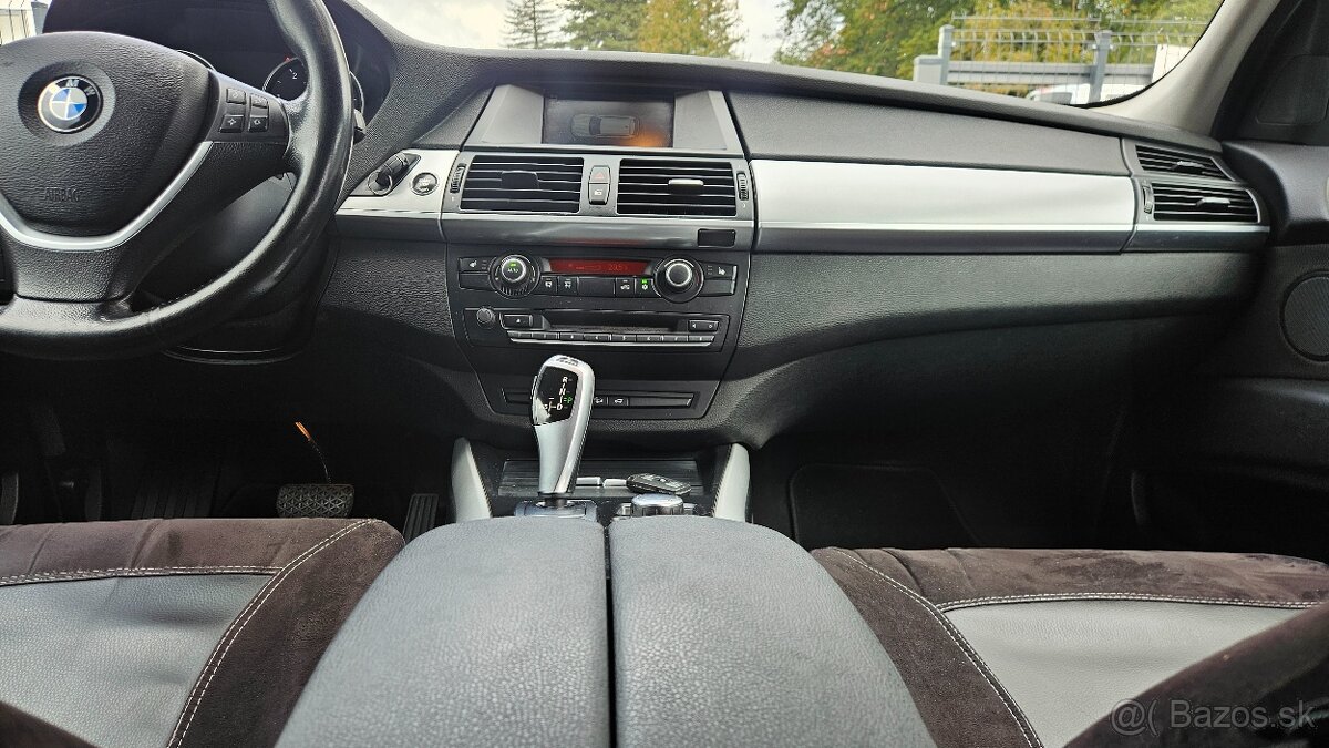 BMW X5 E70 xDrive30d - 11
