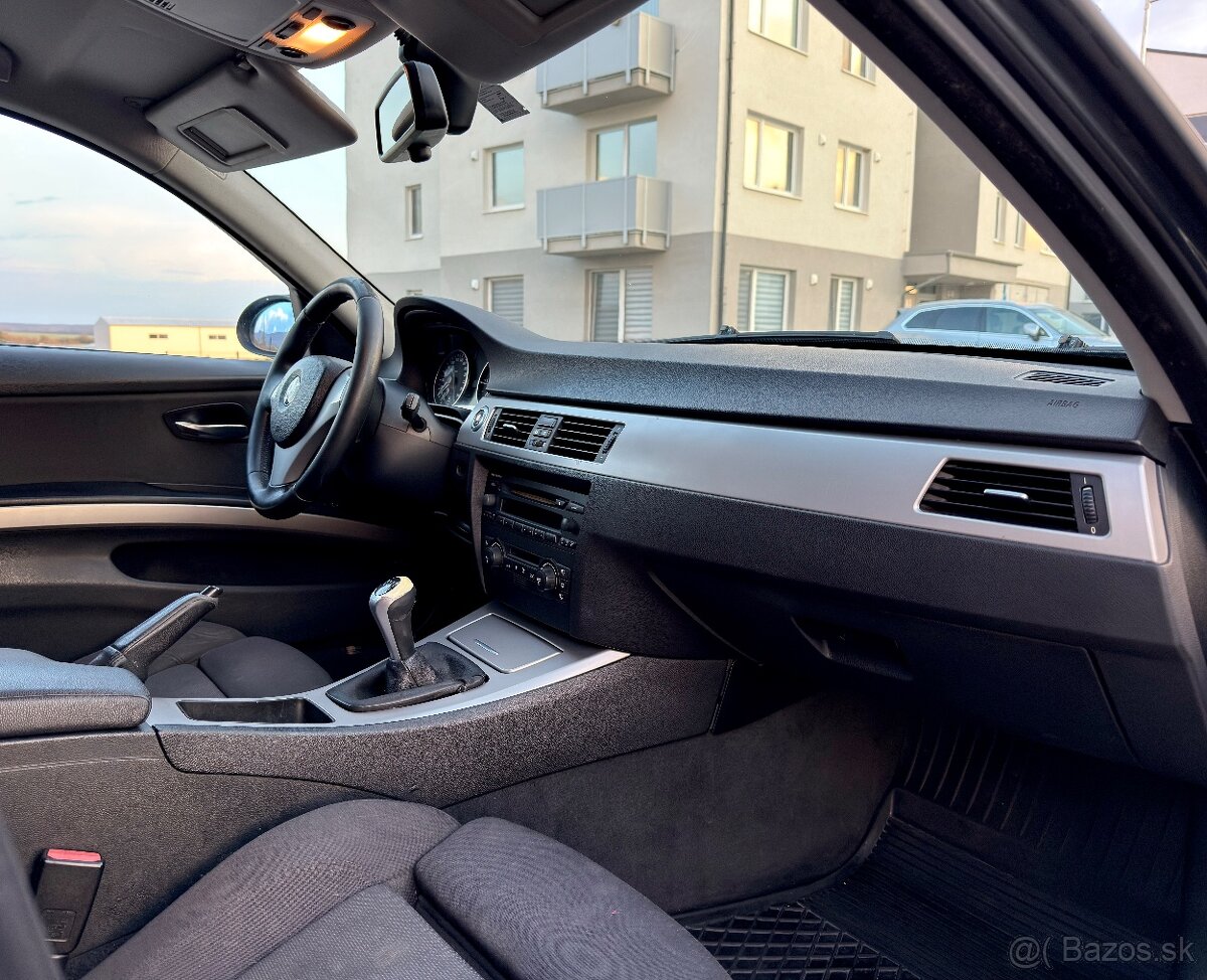 BMW 320d E91 M47 SPORTSITZE / R18 / PDC - 11